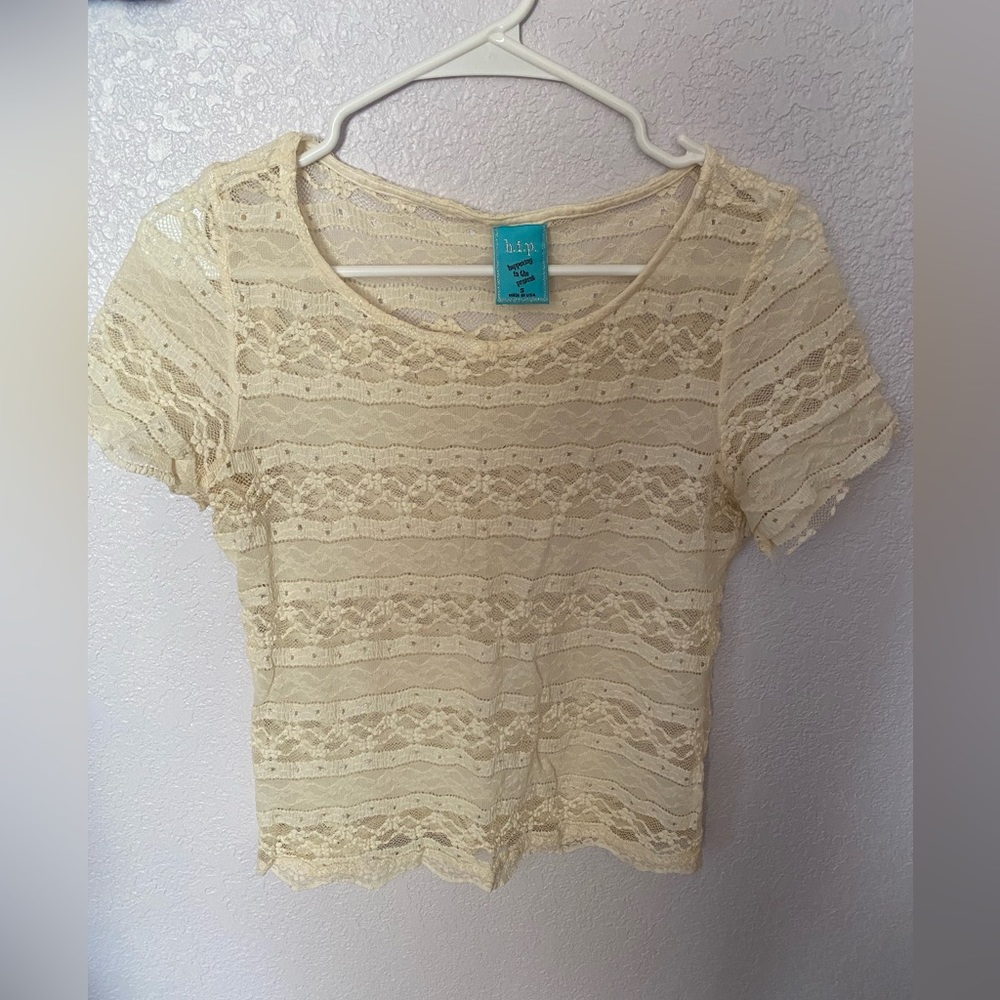Small ivory lace tshirt